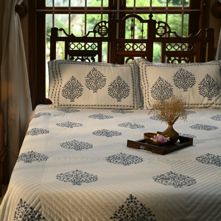 Leafy Lattice Bedspread - Hand Block Printed Quilted Cotton - Set of 3